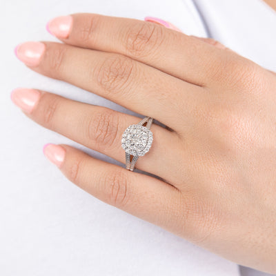 1/5 Carat Diamond Ring with 25 Brilliant Diamonds in Sterling Silver