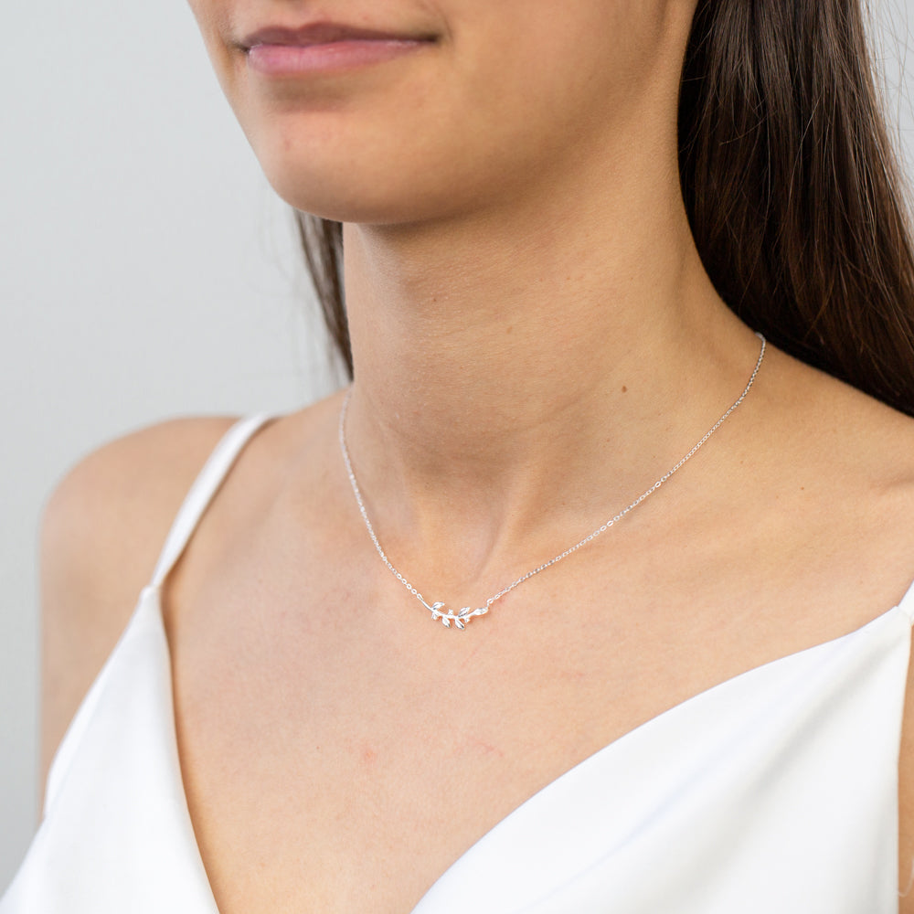 Sterling Silver 45cm Zirconia Leaf Necklet on Chain
