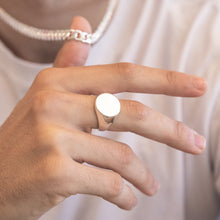 Load image into Gallery viewer, Sterling Silver Plain Round Gents Ring