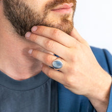 Load image into Gallery viewer, Sterling Silver Plain Oval Gents Ring