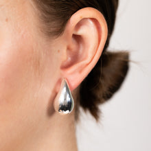 Load image into Gallery viewer, Sterling Silver High Polish Tear Drop Stud Earrings