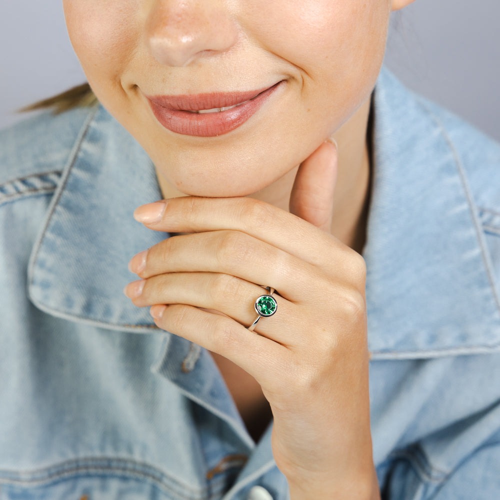 Sterling Silver Round Bezel Set Green Cubic Zirconia Ring