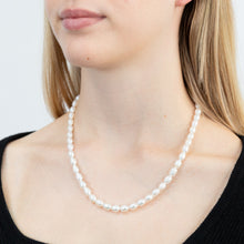 Load image into Gallery viewer, White 6-7mm Freshwater Pearl 45cm Necklace with Sterling Silver Clasp