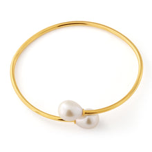 Load image into Gallery viewer, Sterling Silver Gold Plated 8-10mm Freshwater Pearl Bangle