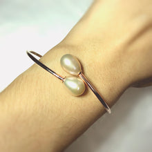 Load image into Gallery viewer, Sterling Silver Rose Gold Plated 8-10mm Freshwater Pearl Bangle