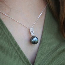 Load image into Gallery viewer, Sterling Silver 12mm Tahitian Pearl &amp; Zirconia Pendant with 45cm chain
